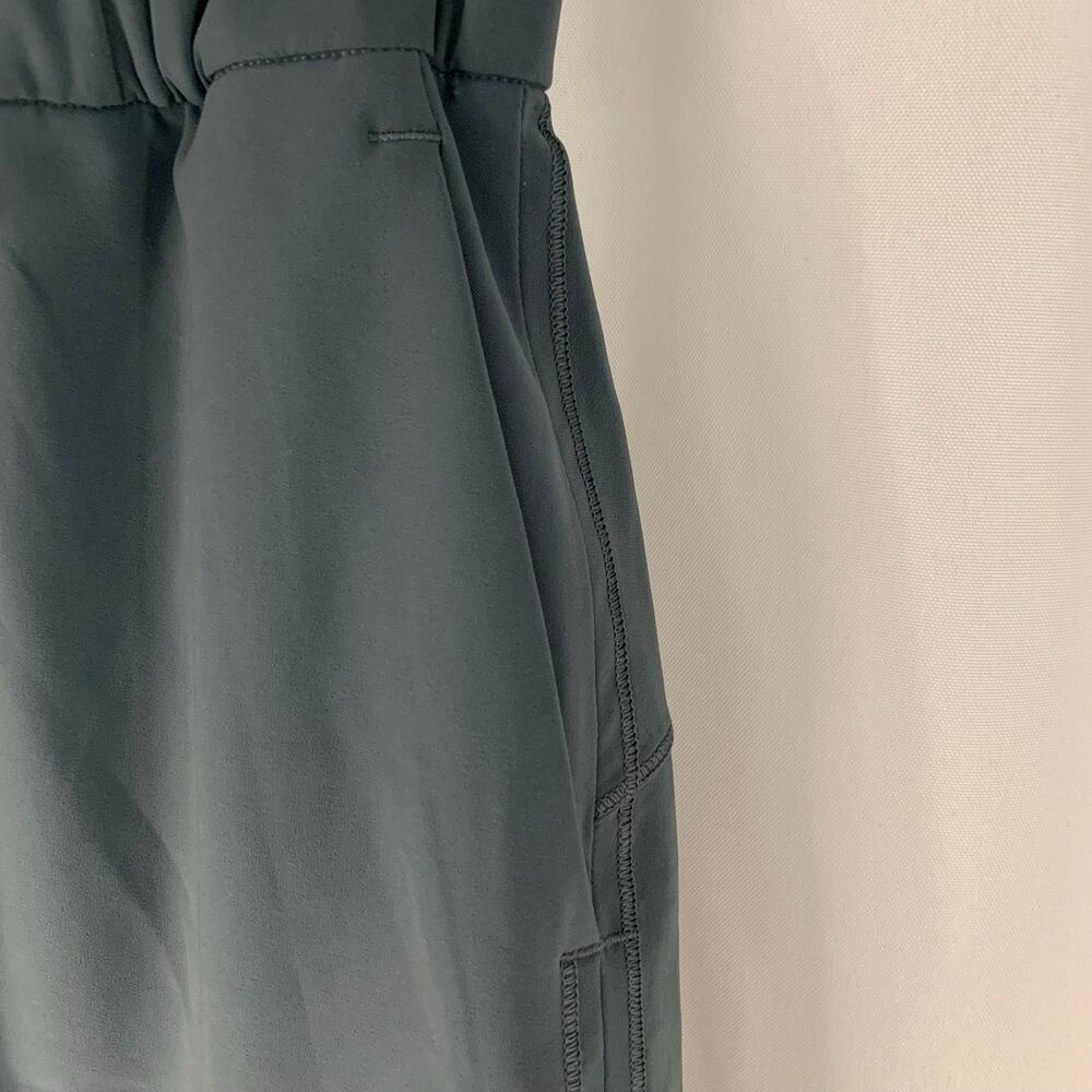 Lululemon Women's On the Fly Skirt Size 6 - Picture 4 of 10